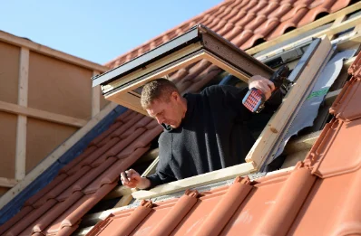 Pose de fenêtres de toit Velux à Échandelys